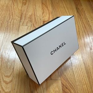 Chanel Box